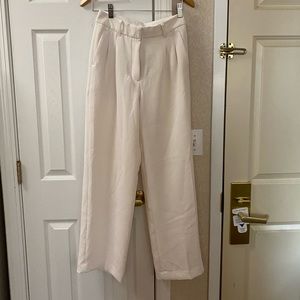 aritzia effortless pant, regular length in light birch